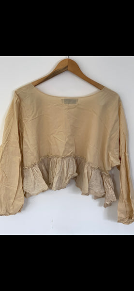 RitaNoTiara Cream voile frill  top