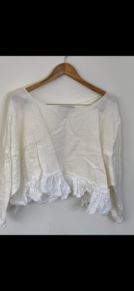 RitaNoTiara Cream voile frill  top