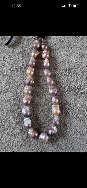 Baroque Edison Pearls iridescent necklace pinks new adjustable length