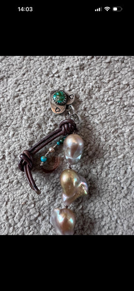 Edison Baroque pearl bracelet with turquoise  button.