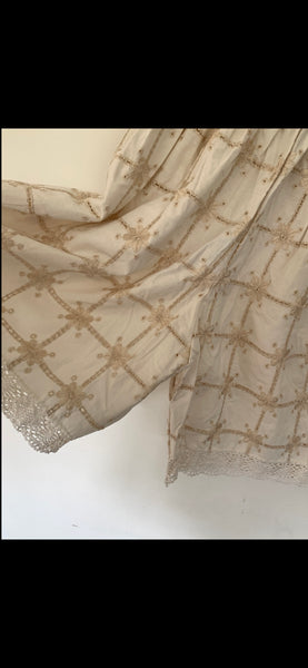 RitaNoTiara Cream vintage embroidery anglais Bermuda shorts OOAK