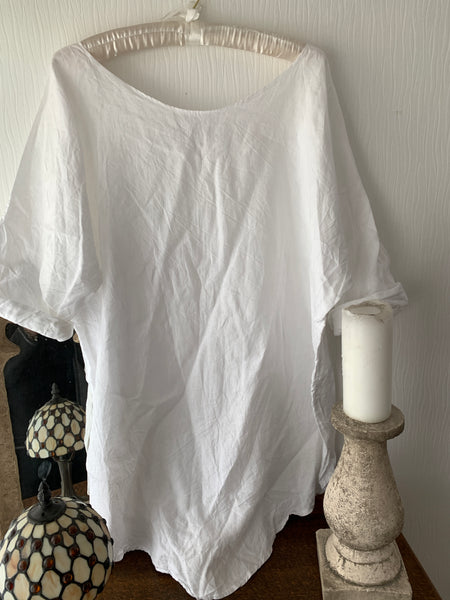 Curve Hem  White Linen Top