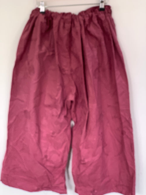 RitaNoTiara Raspberry Embroidered Bloomers